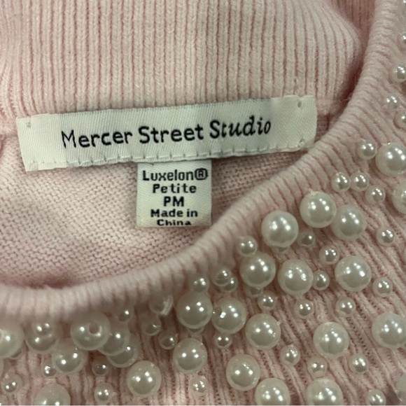 🌸 MERCER STREET STUDIO PEARL EMBELLISHED PINK MOCK TURTLENECK 🌸 - Picture 4 of 4
